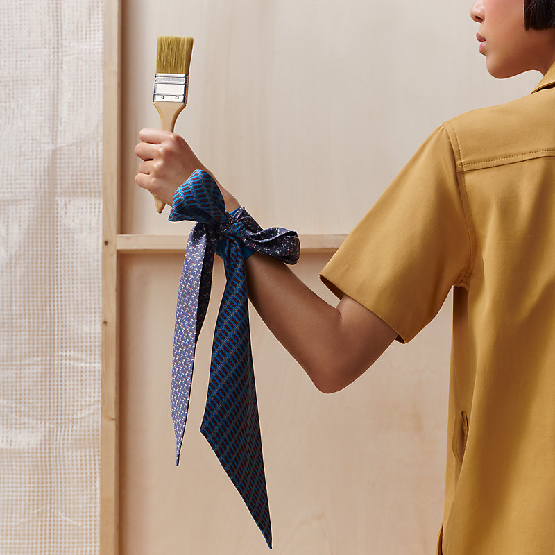Maxi ribbon tie