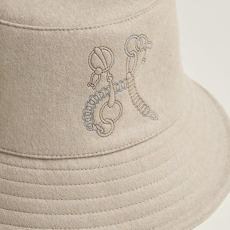 Milo Dechaine bucket hat