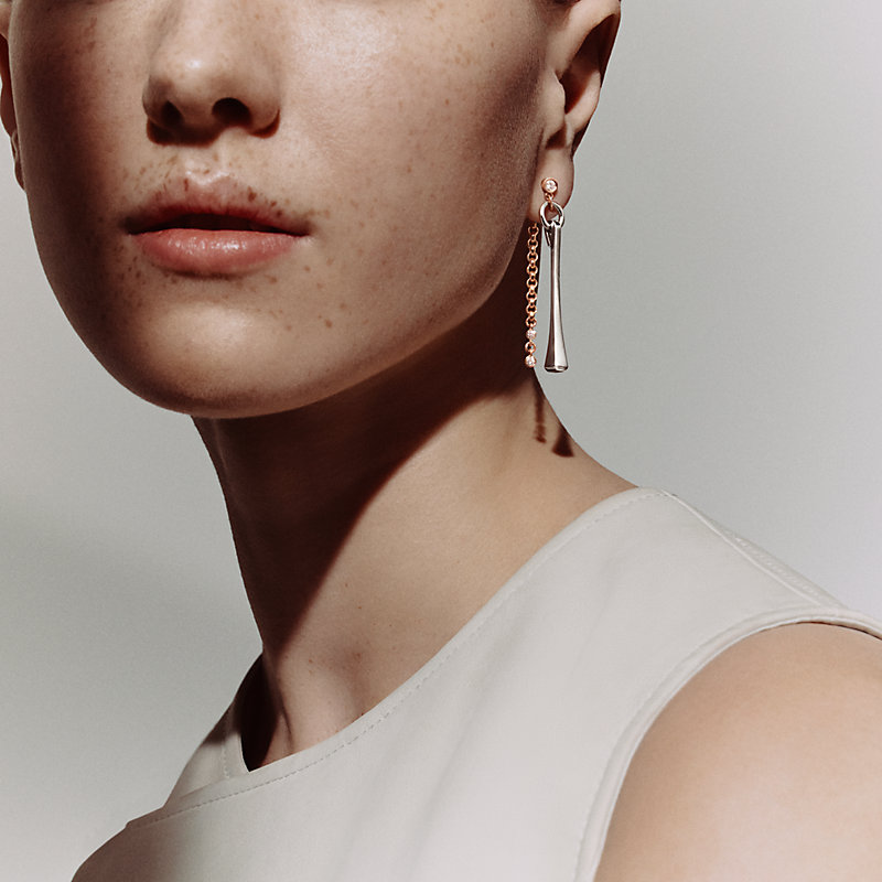 Mix and H single dangle earring