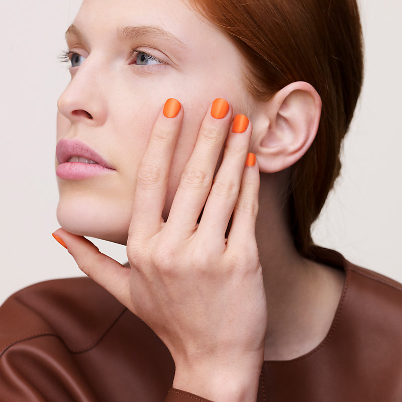 Nail polish, Orange Boîte