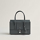 View: front, New Drag II bag