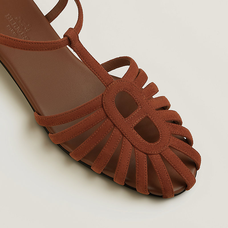Nour sandal