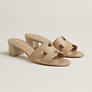 View: front, Oasis sandal