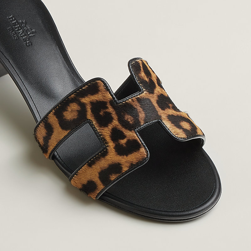 Oasis sandal