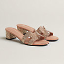 View: front, Oasis sandal