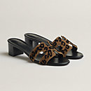 View: front, Oasis sandal