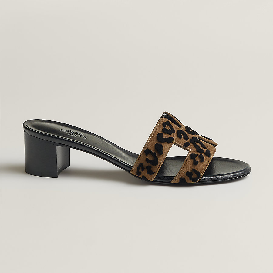 Oasis sandal