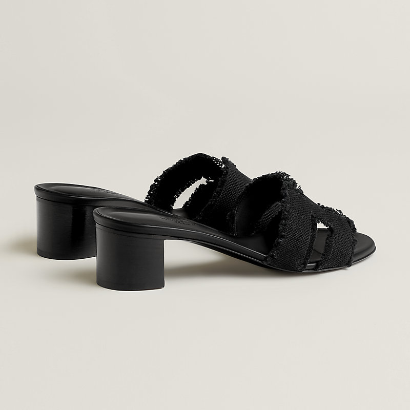 Oasis sandal