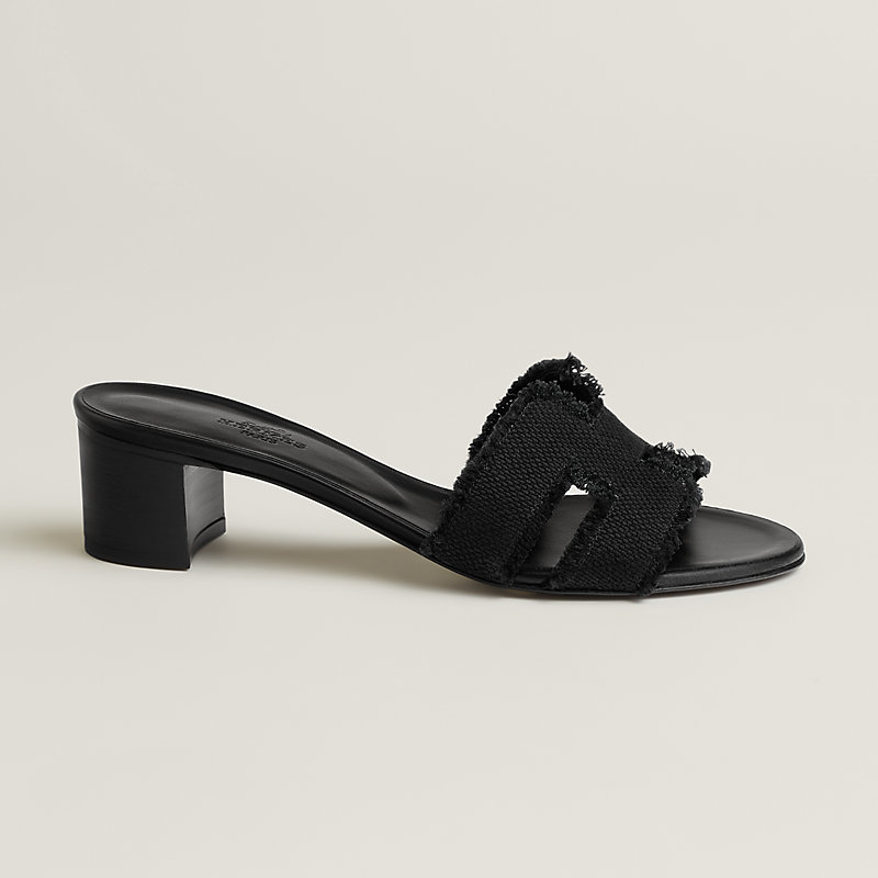 Oasis sandal