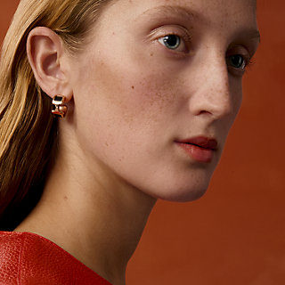【カジュアルな中に上品さを♪】HERMES☆Olympe ピアス カジュアルな中に上品さを♪】HERMES☆Olympe ピアス (HERMES