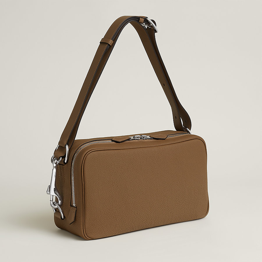 On-body Mousqueton bag