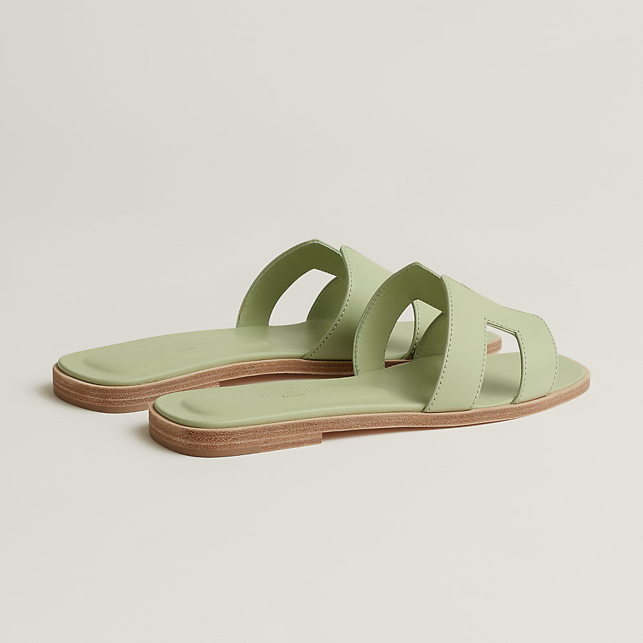 Oran sandal