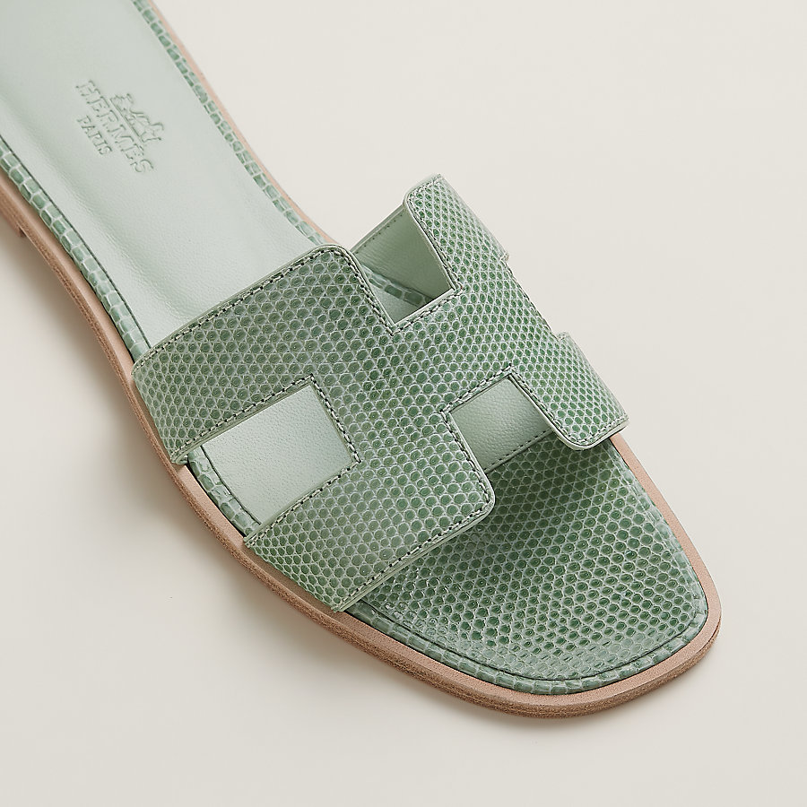 Oran sandal