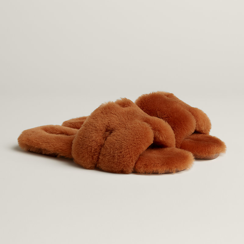 Oran sandal