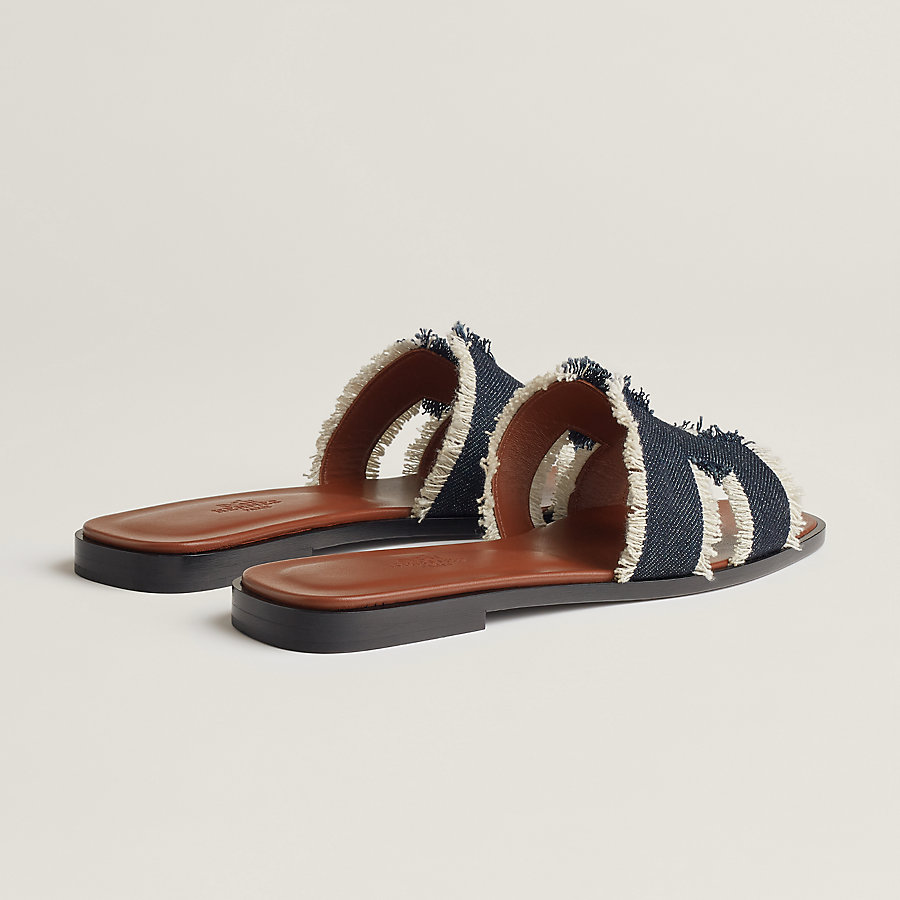 Oran sandal