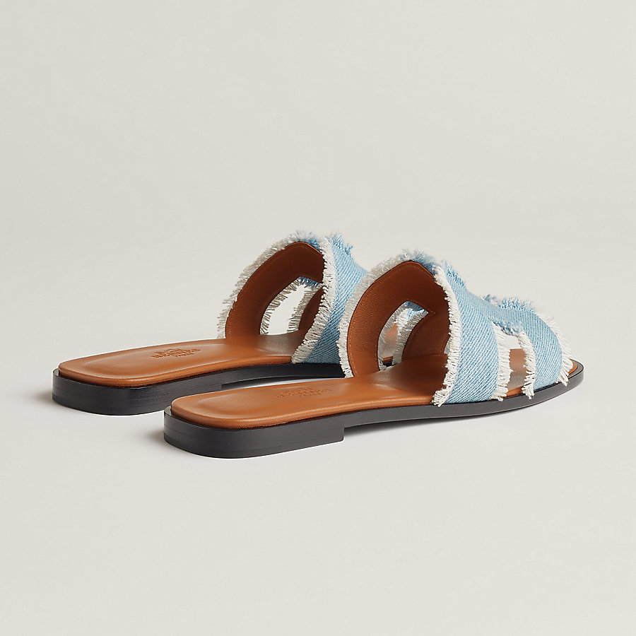 Oran sandal