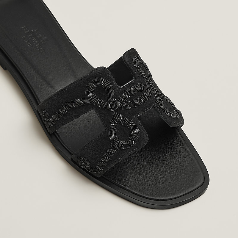 Oran sandal