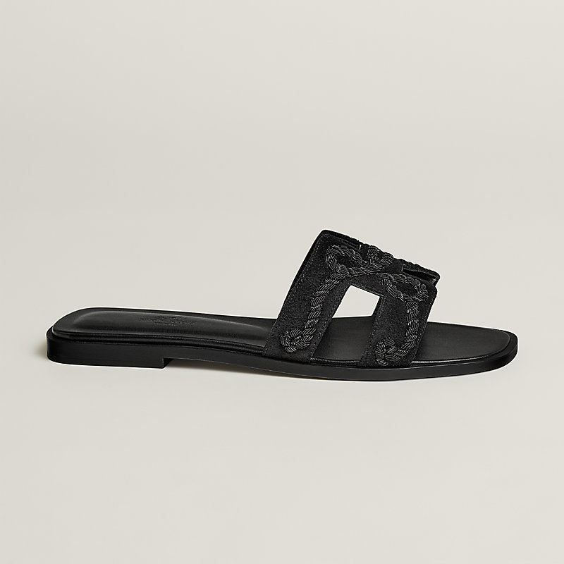 Oran sandal
