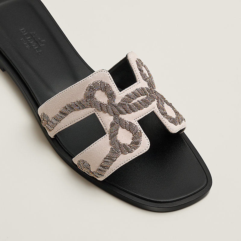 Oran sandal