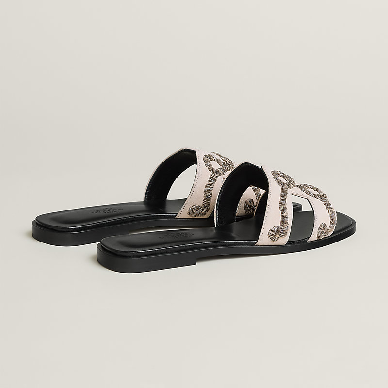 Oran sandal