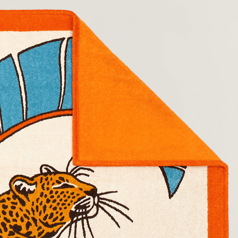 Panthere au Soleil beach towel