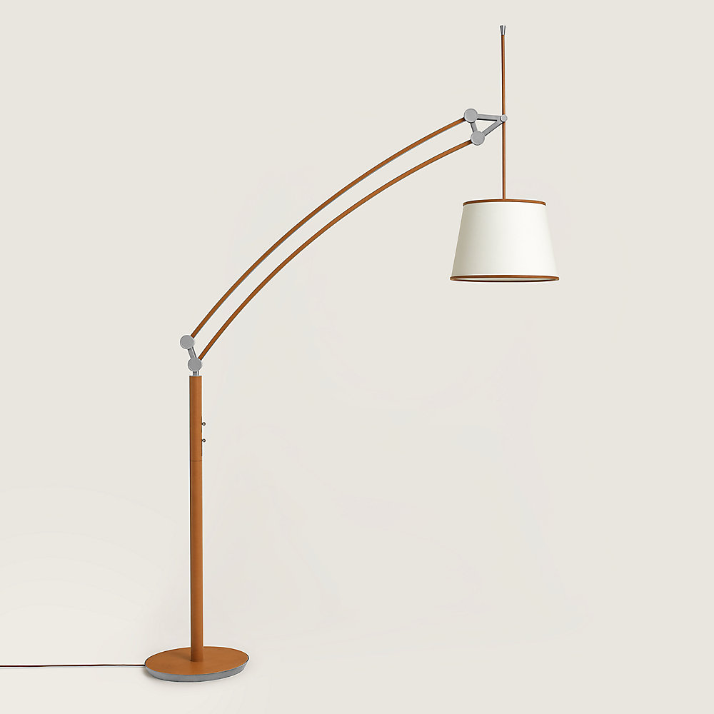 Pantographe arch floor lamp | Hermès Mainland China