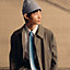 View: Worn, Pieces met tie