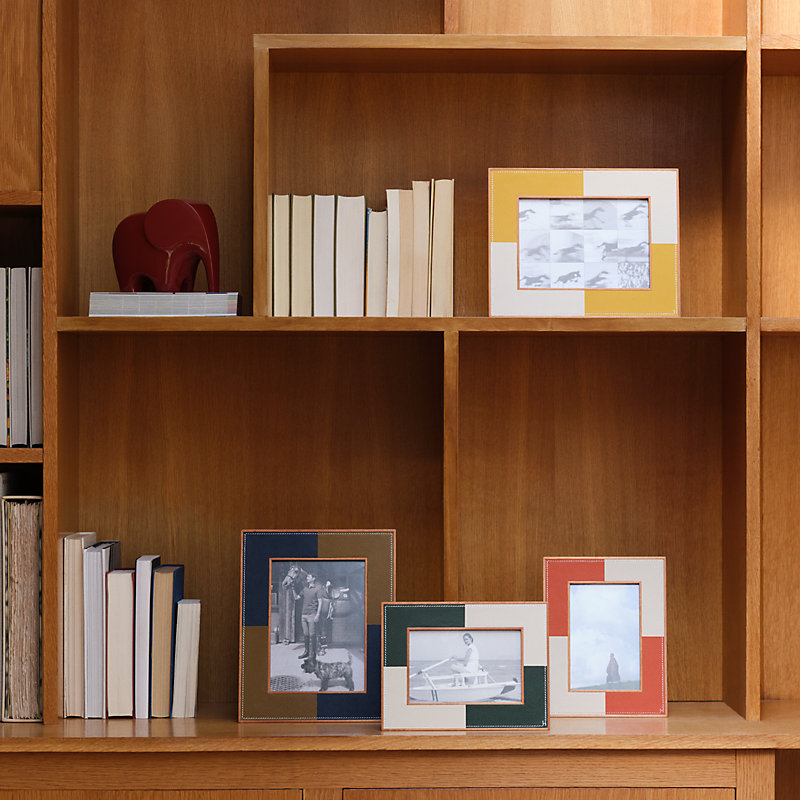 Pleiade en Casaque picture frame, medium model