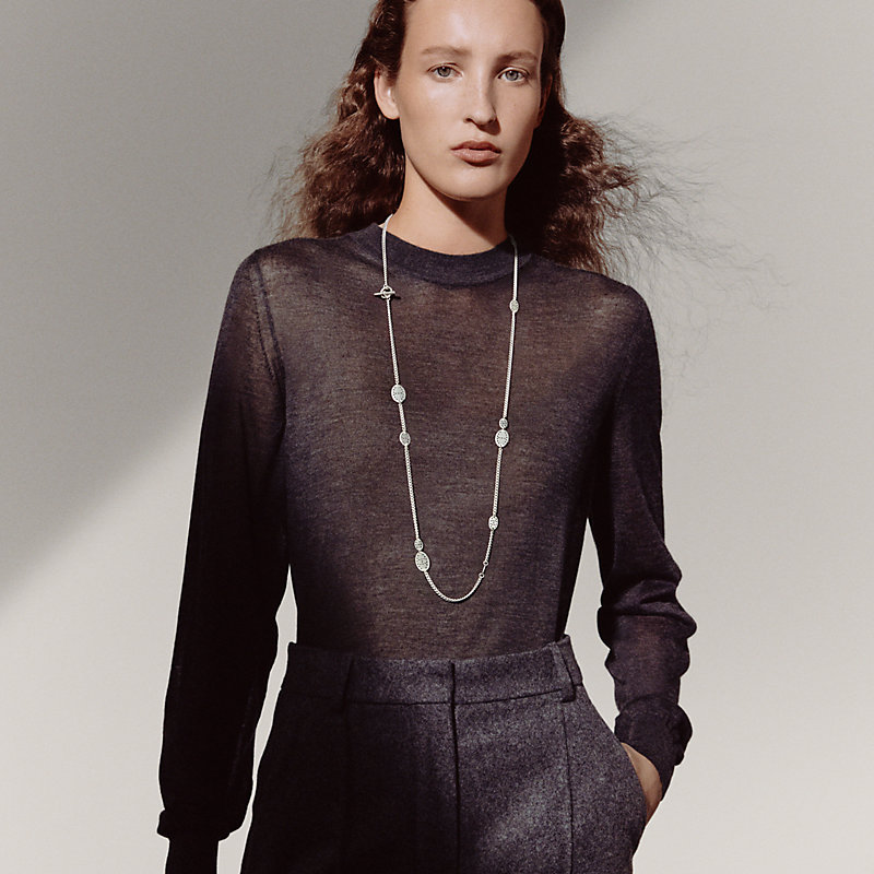 Point Sellier long necklace