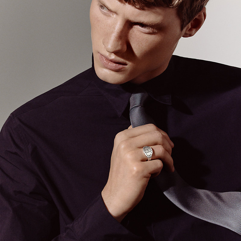Point Sellier ring, large model