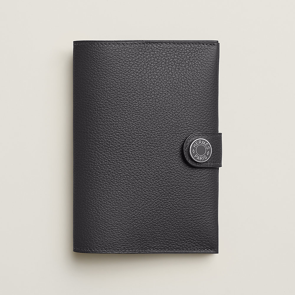 HERMES マルチケース　HERMES passport case Hermes Tarmac Passport Holder Unboxing! - YouTube