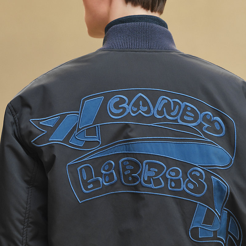 Reversible bomber jacket