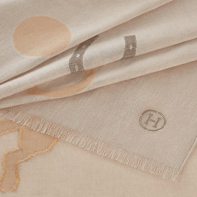 Saut Hermès scarf