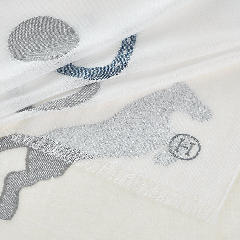 Saut Hermès scarf