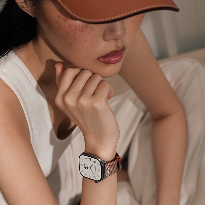 Series 11表盘 & Apple Watch Hermès 42毫米单圈Toile H表带