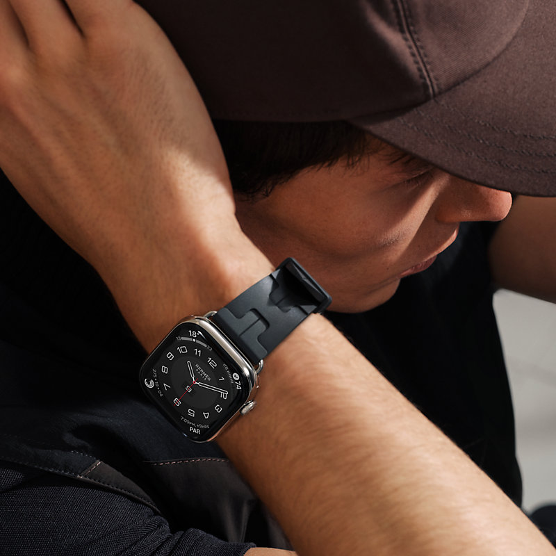 Series 11表盘 & Apple Watch Hermès 46毫米单圈Kilim折叠扣表带
