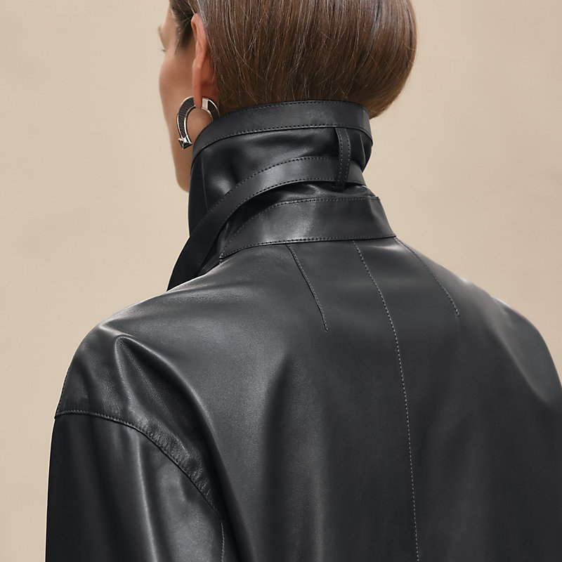 Shirt with asymmetric collar