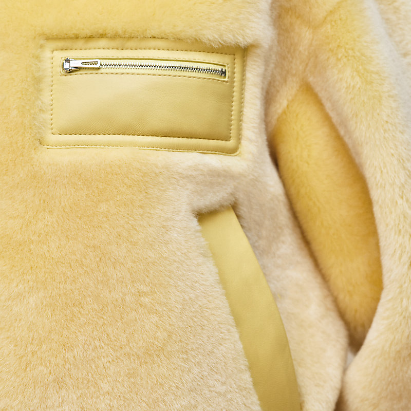 Short leather coat