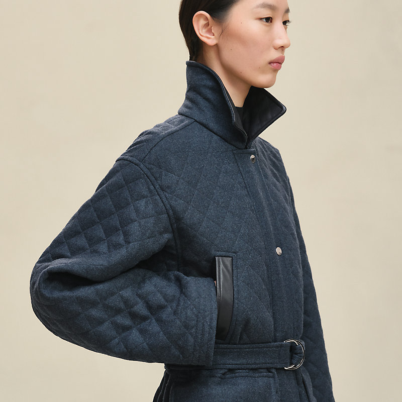 Short quilted coat