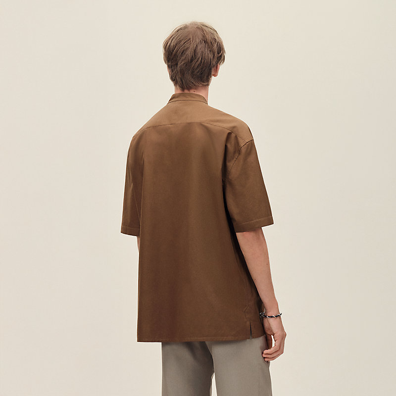 Short-sleeve boxy fit shirt with vareuse collar