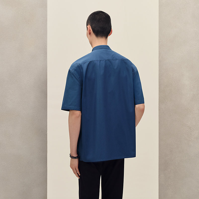 Short-sleeve boxy fit shirt with vareuse collar