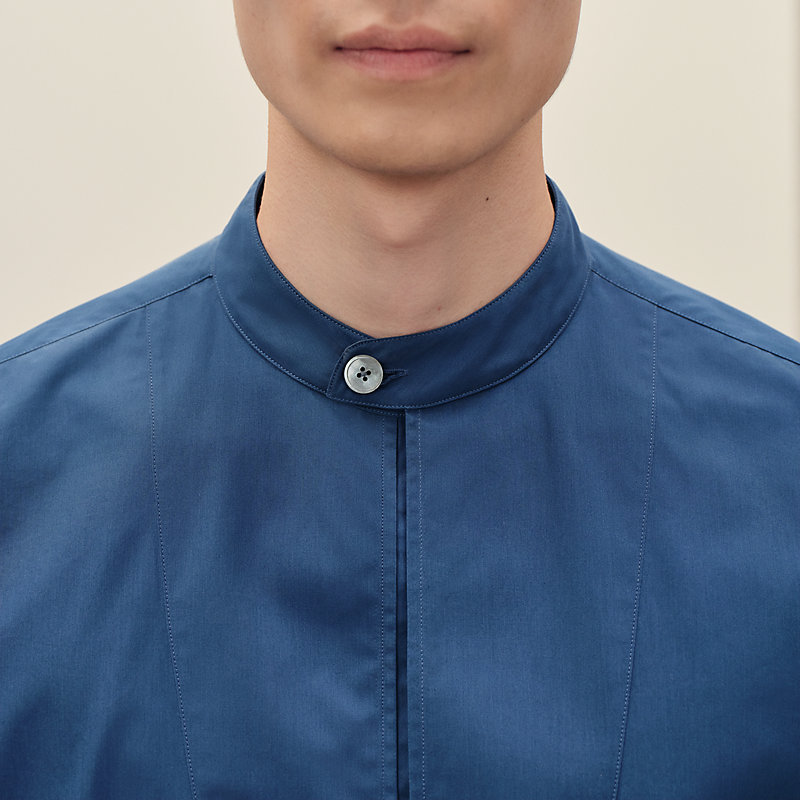 Short-sleeve boxy fit shirt with vareuse collar