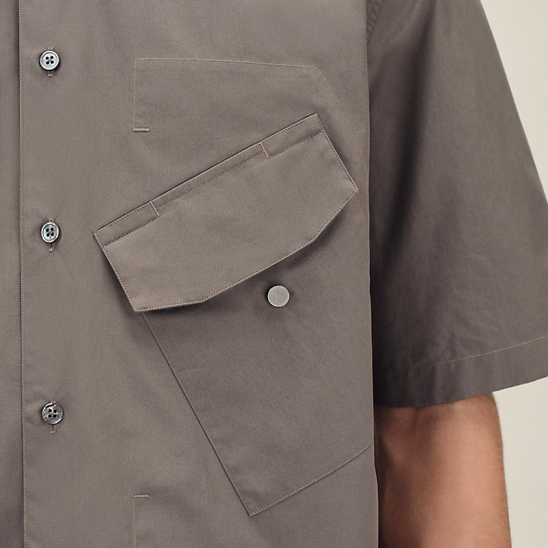 Short-sleeve straight cut shirt with leather detail
