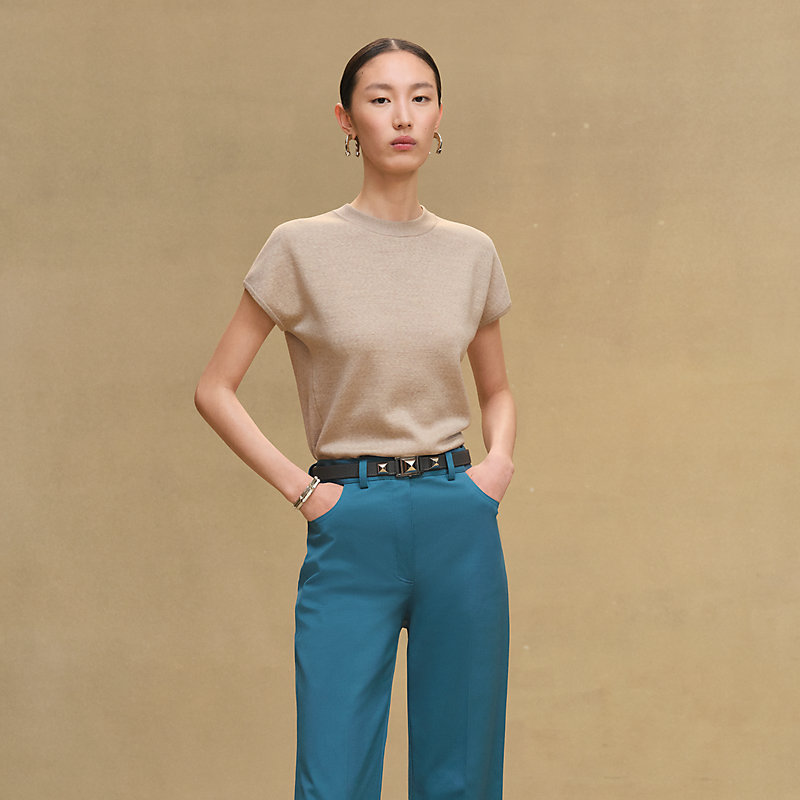 Short-sleeve sweater