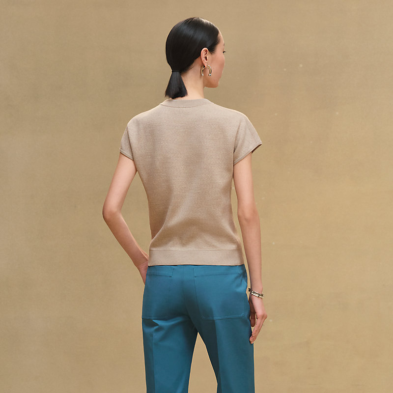 Short-sleeve sweater