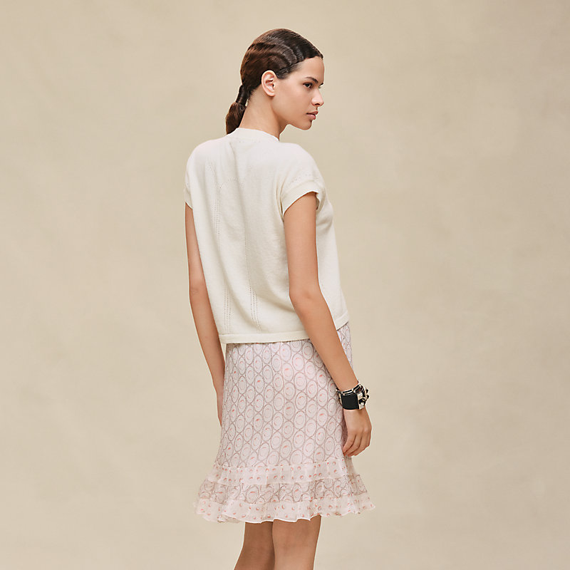 Short-sleeve sweater