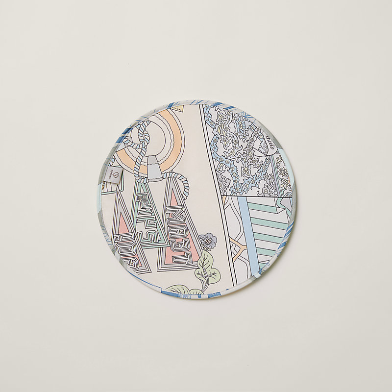 Silk fan