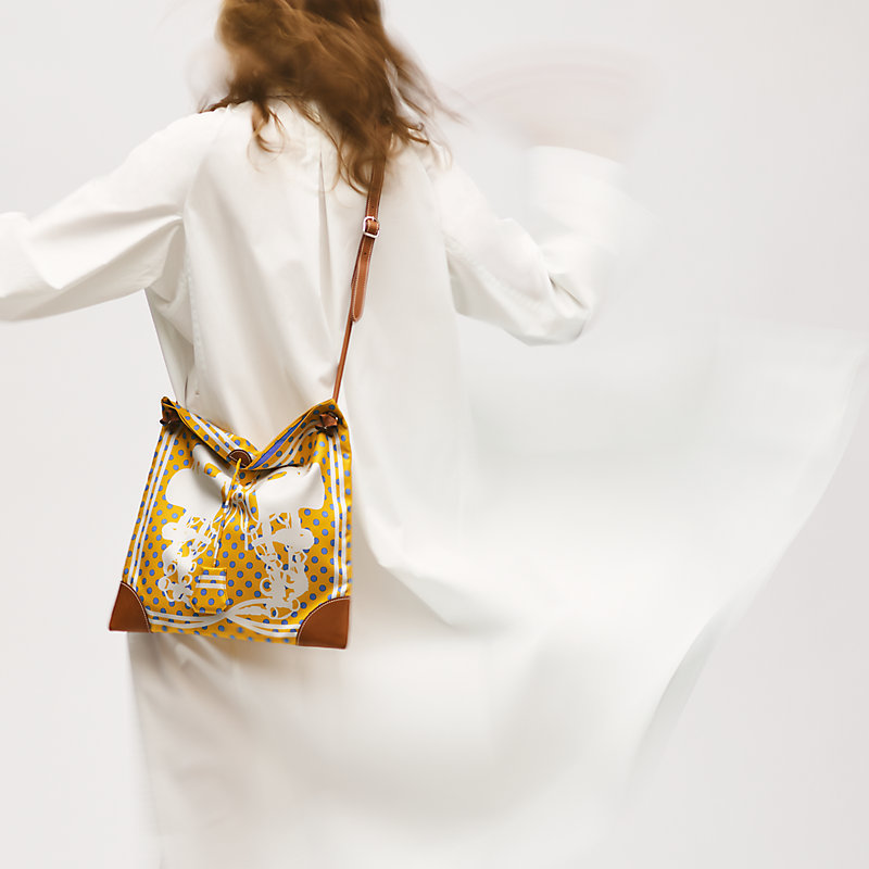 Silkycity 33肩背包