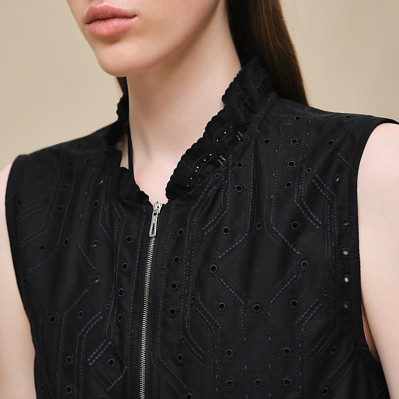 Sleeveless embroidered blouse