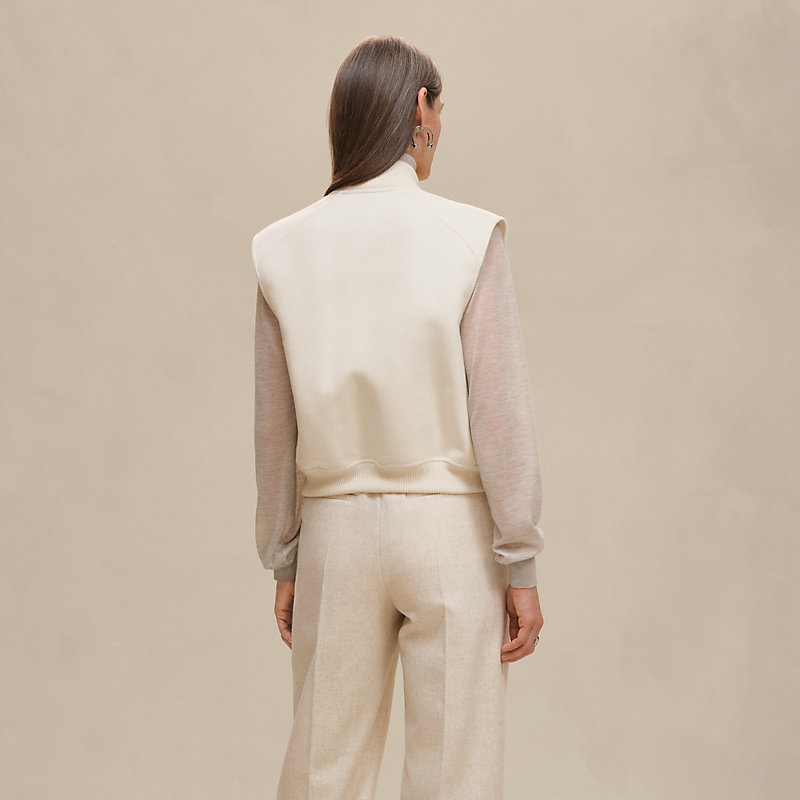 Sleeveless short bomber jacket